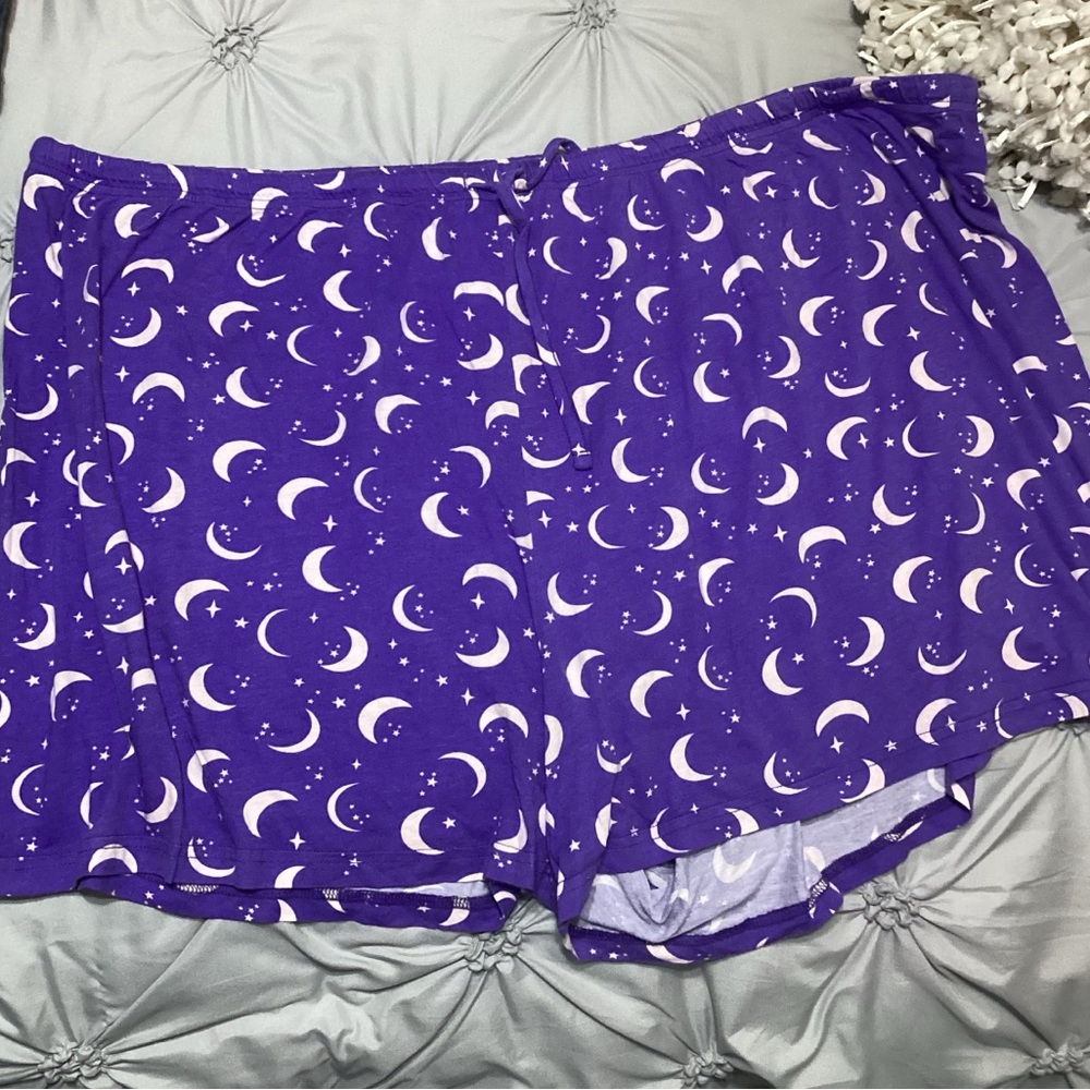 50% Off! 3 Days Only! EUC - Ave/City Chic-Purple Moon & Stars - Pj Shorts Sz 3x